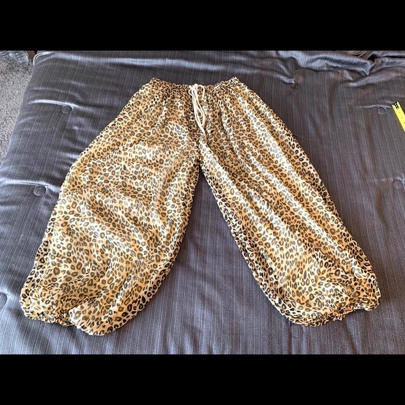 COPY - Vintage Set Top Garem Palazzo Pants Animal Tiger - Picture 7 of 16